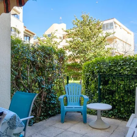 Apartment With Terrace And Pool Sainte-Maxime